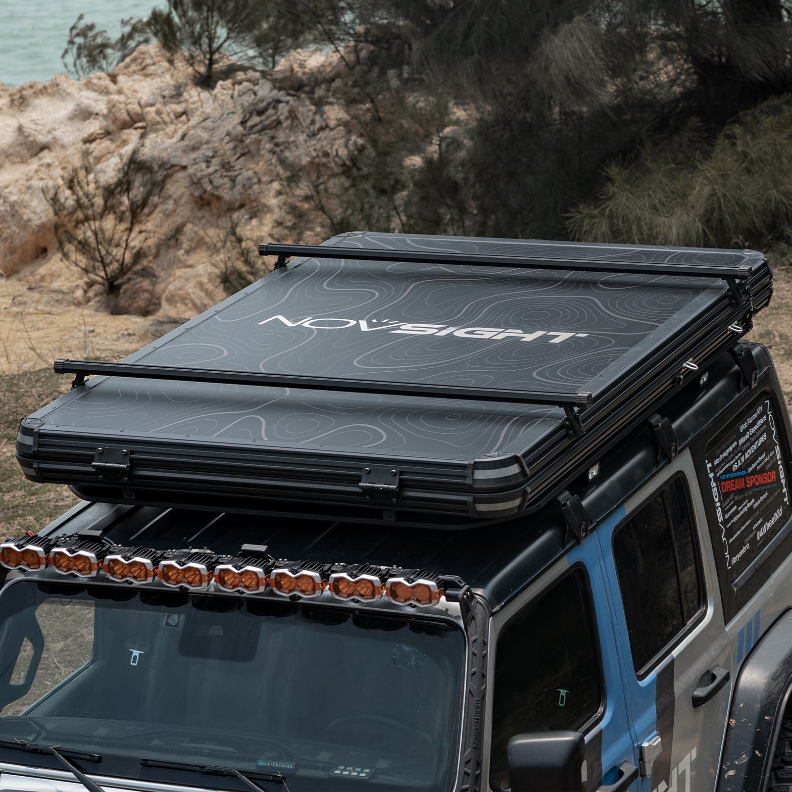 Zebra Rooftop Tent - NOVSIGHT